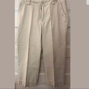 Women's Gap Khaki Classic Fit Capri